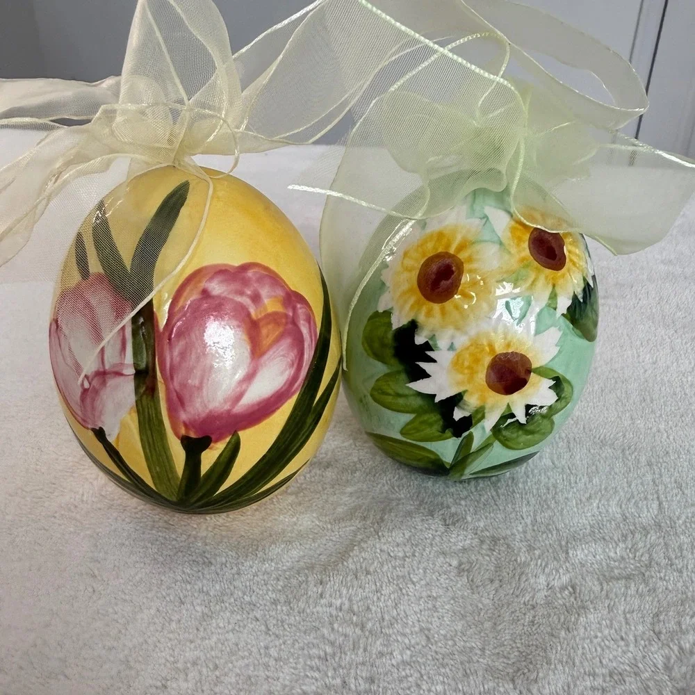 Vintage Set of 2‎ Floral Hand Painted Ceramic Egg Ornaments Sunflowers Tulips